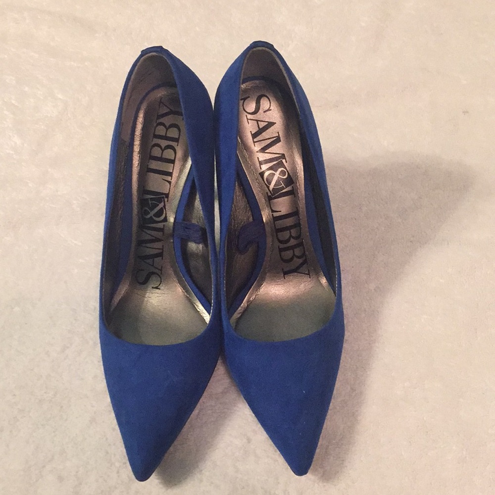 Blue Pumps